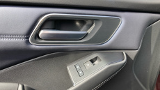 Nissan Qashqai 1.3 DiG-T MH Tekna 5dr Petrol Hatchback